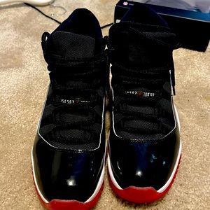 Jordan 11 Retro Playoffs Bred (2019)